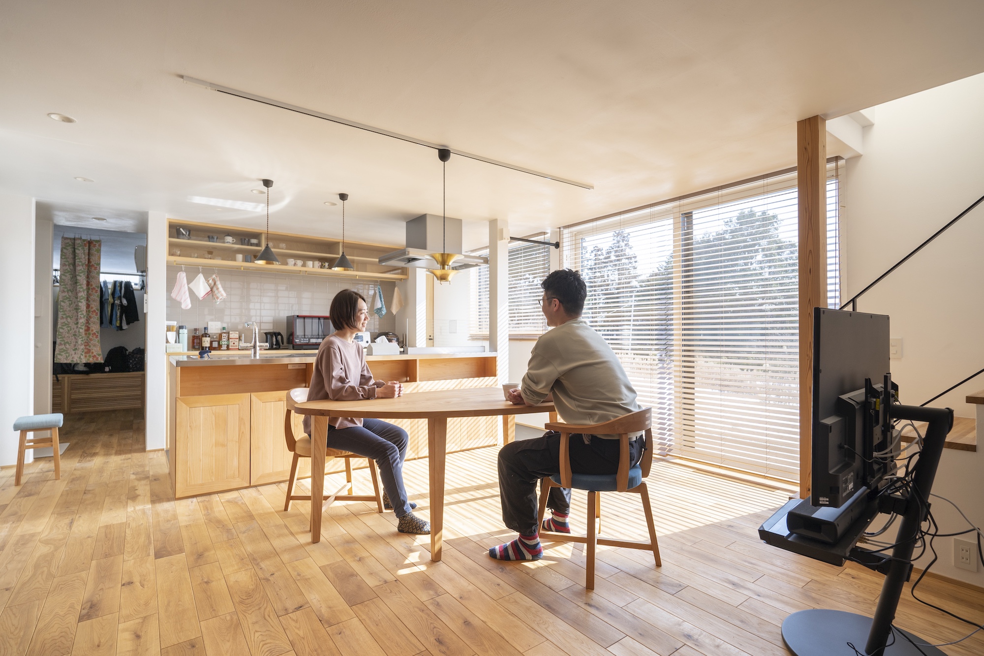 火と木を生かす大屋根の家